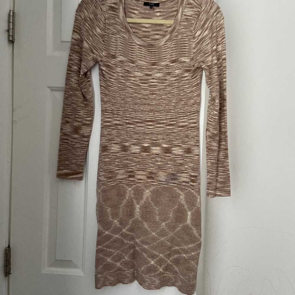 Tart brown dress